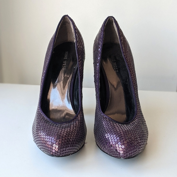 purple sequin closed toe chunky heel pump, 8 - Picture 3 of 12